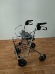 Čtyřkolové chodítko pro seniory Ideal Rollator